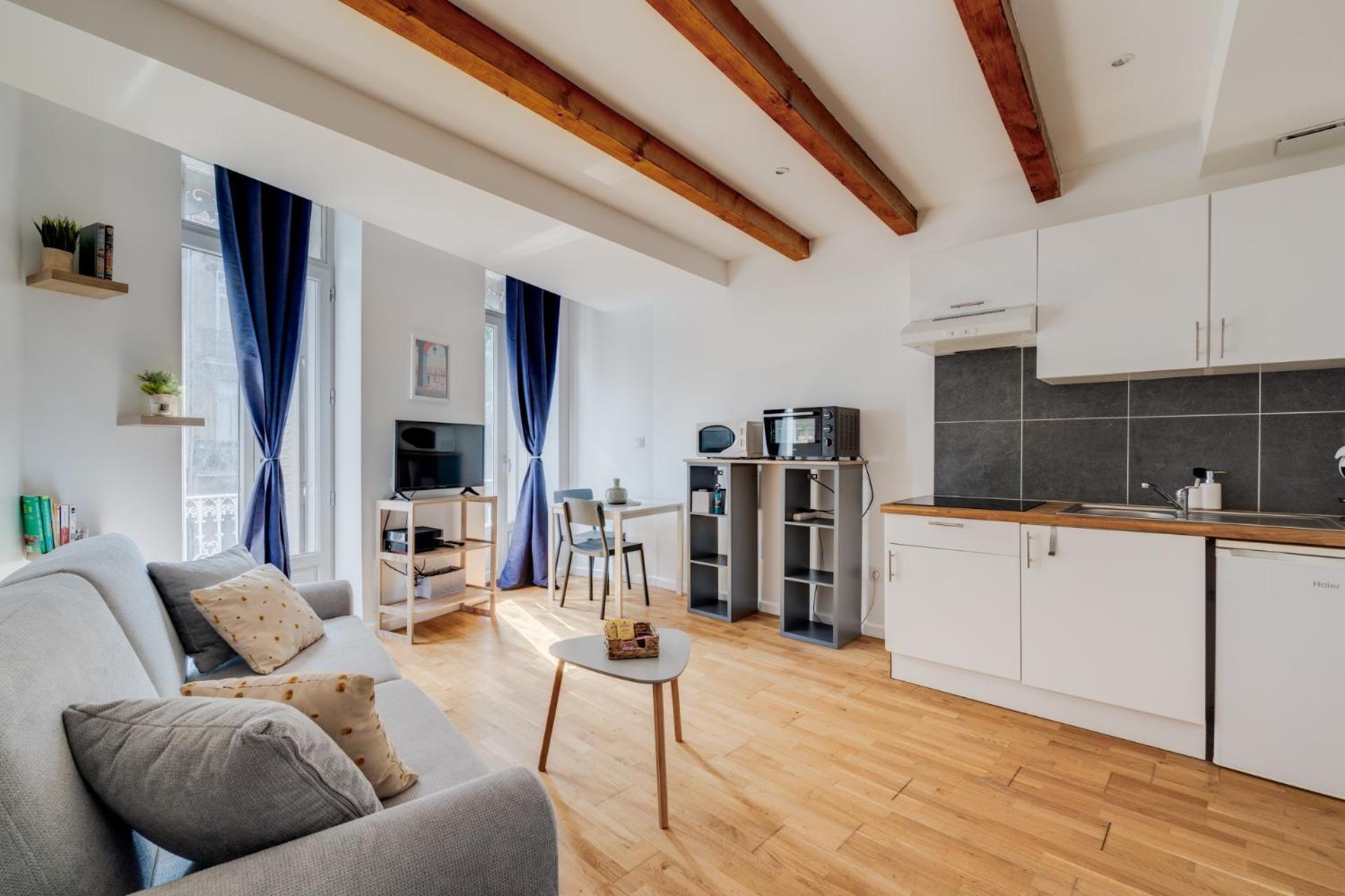 Apartment Wood Mood -